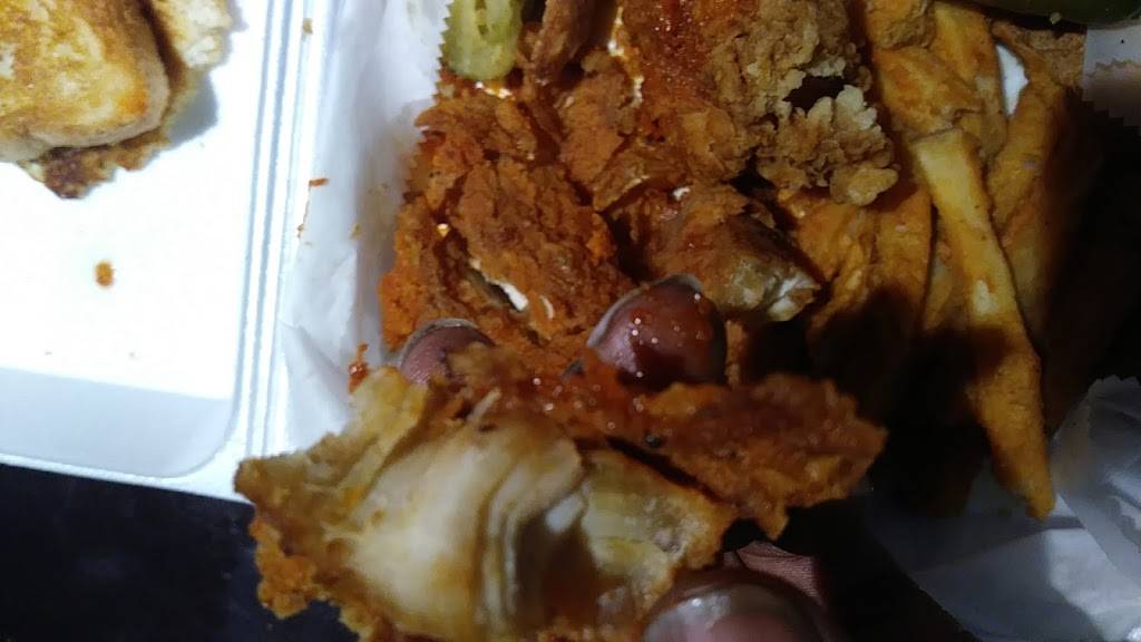 Wing Factory | restaurant | 626 S Cedar Ridge Dr, Duncanville, TX 75137, USA | 4695132455 OR +1 469-513-2455