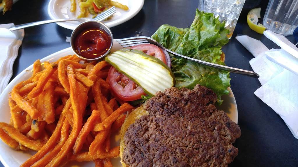 Kellys Brew Pub | restaurant | 3222 Central Ave SE, Albuquerque, NM 87106, USA | 5052622739 OR +1 505-262-2739