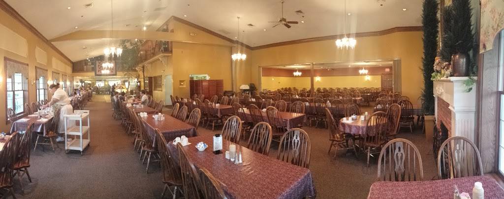 Amish Door Restaurant | restaurant | 1210 Winesburg St, Wilmot, OH 44689, USA | 3303595464 OR +1 330-359-5464