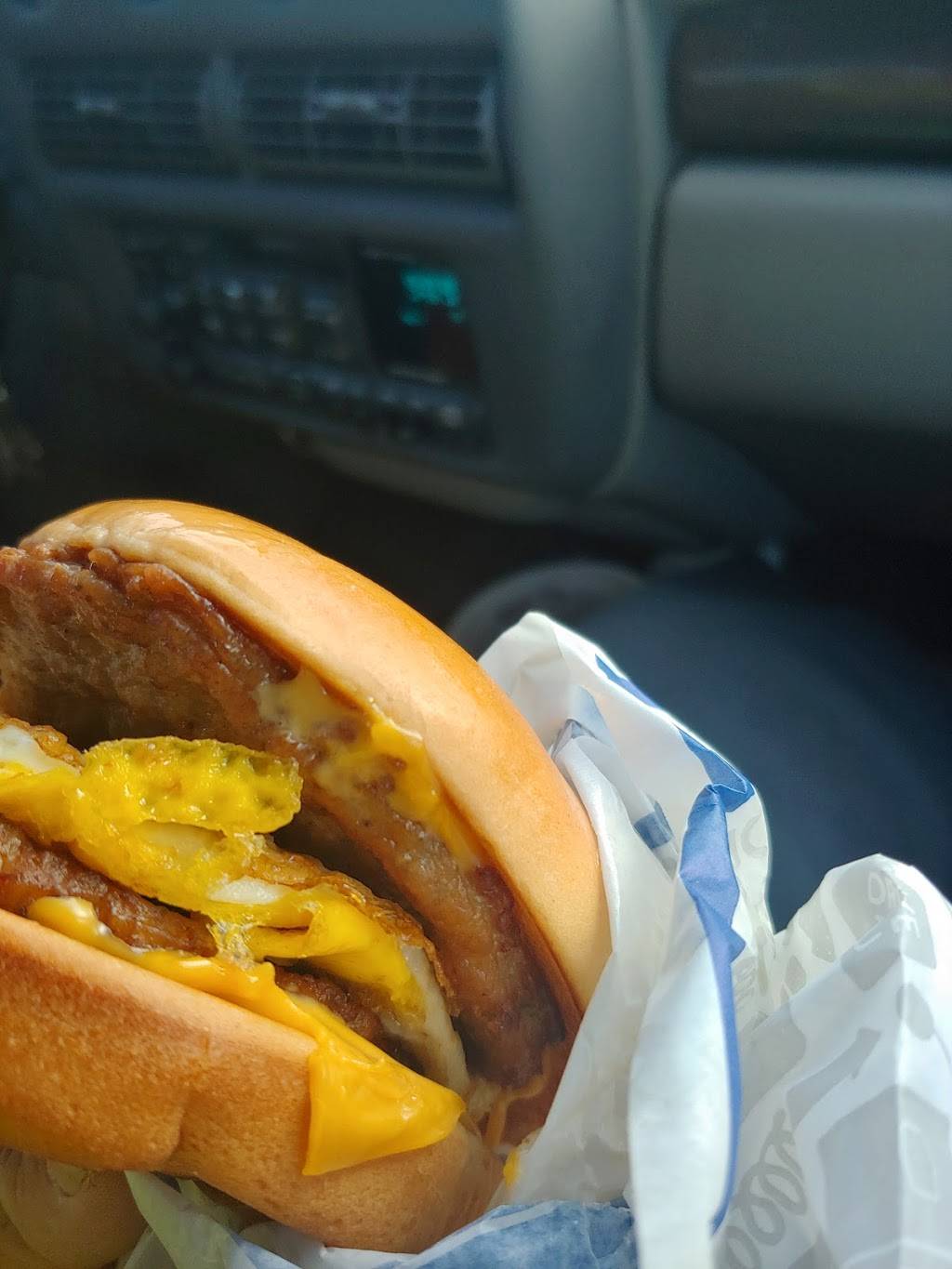 Jack in the Box | restaurant | 5115 W Southern Ave, Laveen Village, AZ 85339, USA | 6022370502 OR +1 602-237-0502