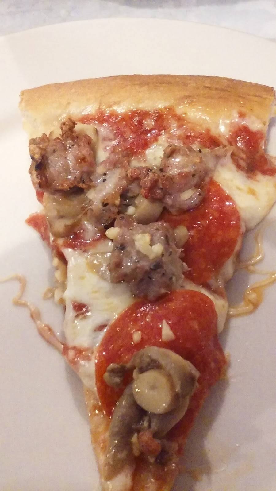 Hilltop Restaurant | restaurant | 446 Main St, Terryville, CT 06786, USA | 8605835586 OR +1 860-583-5586