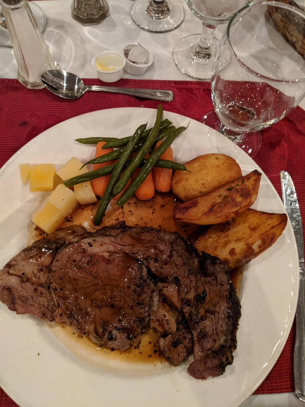 Restaurant La Bonne Adresse | restaurant | 7001 Boulevard des Galeries dAnjou, Anjou, QC H1M 3V6, Canada | 5143541138 OR +1 514-354-1138