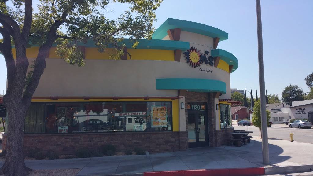 Toms Burgers 31 | restaurant | 1130 E Walnut St, Pasadena, CA 91106, USA | 6265777717 OR +1 626-577-7717