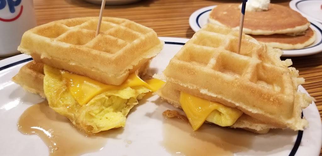 IHOP | restaurant | 2229 Deming Way, Middleton, WI 53562, USA | 6088242020 OR +1 608-824-2020