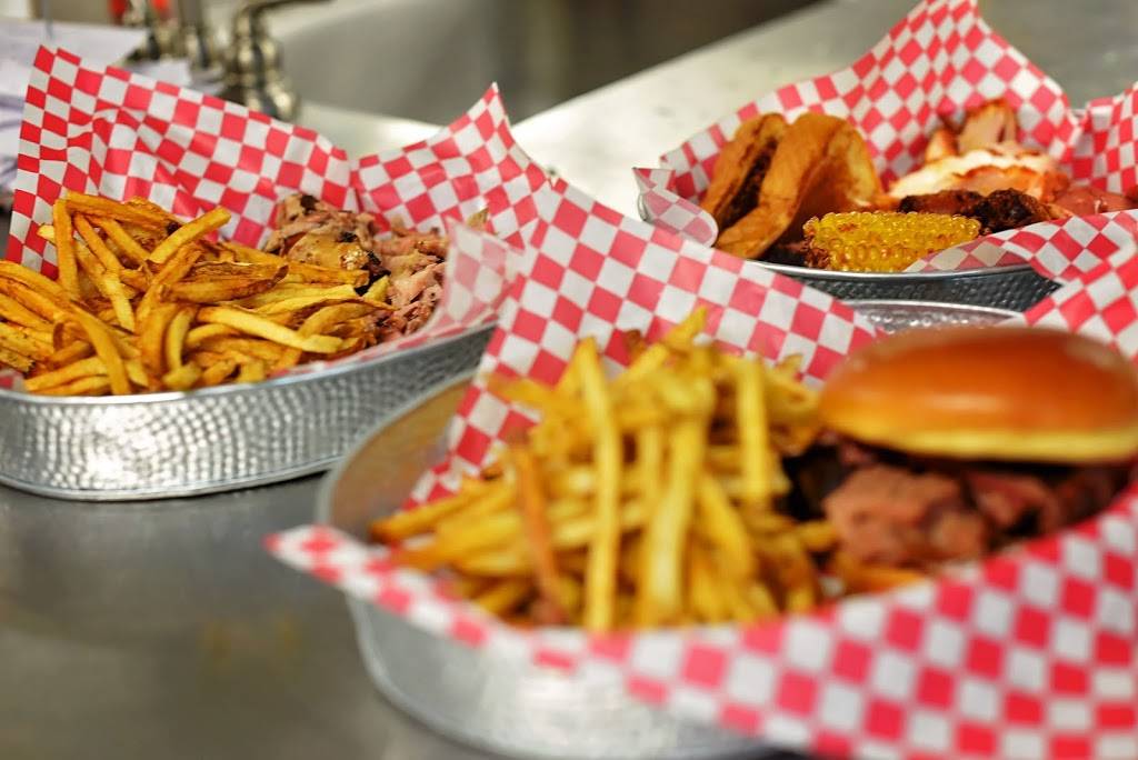 Honey Creek BBQ | restaurant | 61991 E 315 Rd, Grove, OK 74344, USA | 9187910662 OR +1 918-791-0662