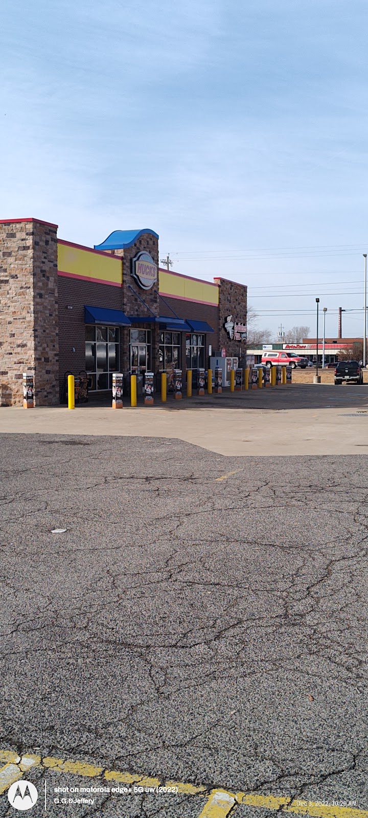 Hucks | restaurant | 1400 S 1st St, Union City, TN 38261, USA | 7315048288 OR +1 731-504-8288