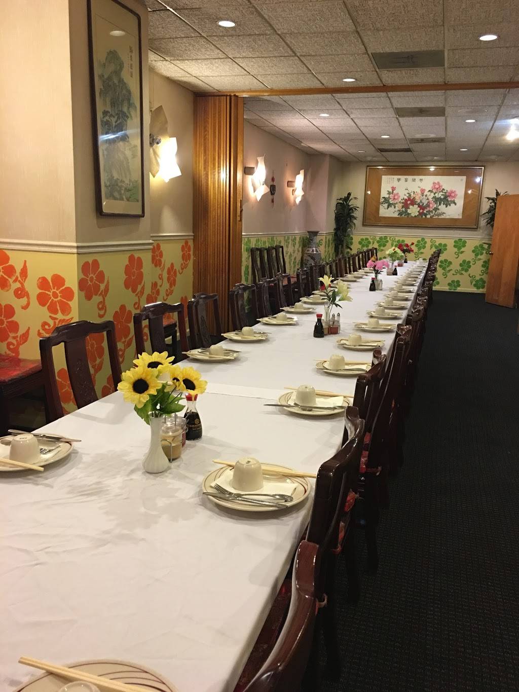 Hunan Dynasty | restaurant | 215 Pennsylvania Ave SE, Washington, DC 20003, USA | 2025466161 OR +1 202-546-6161