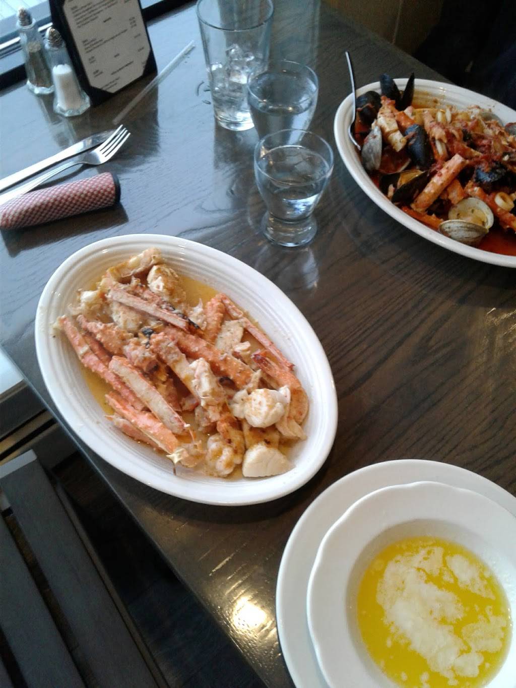 Genios Restaurant | restaurant | 583 Davenport Ave, New Rochelle, NY 10805, USA | 9142789890 OR +1 914-278-9890