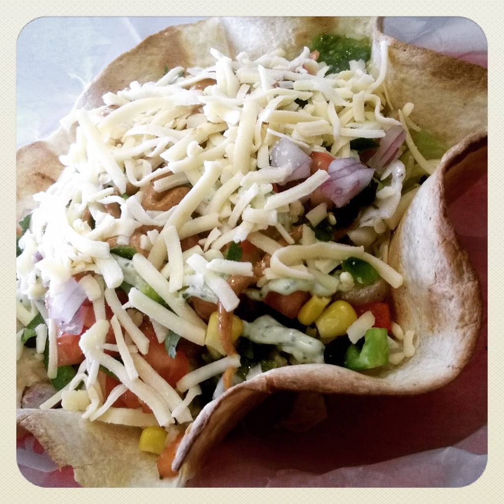 Quesada Burritos & Tacos | restaurant | 6150 Highway 7 W Unit 9, Woodbridge, ON L4H 0R2, Canada | 9058569590 OR +1 905-856-9590