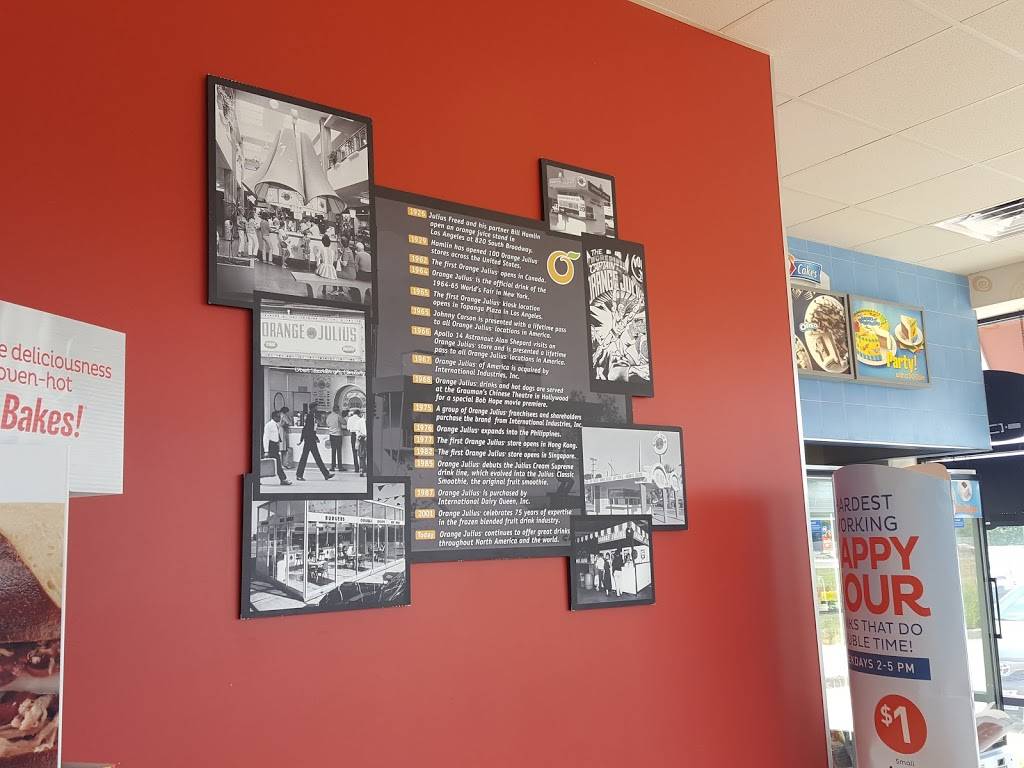 DQ / Orange Julius | restaurant | 2300 N Randall Rd Unit A, Elgin, IL 60123, USA | 8477830320 OR +1 847-783-0320