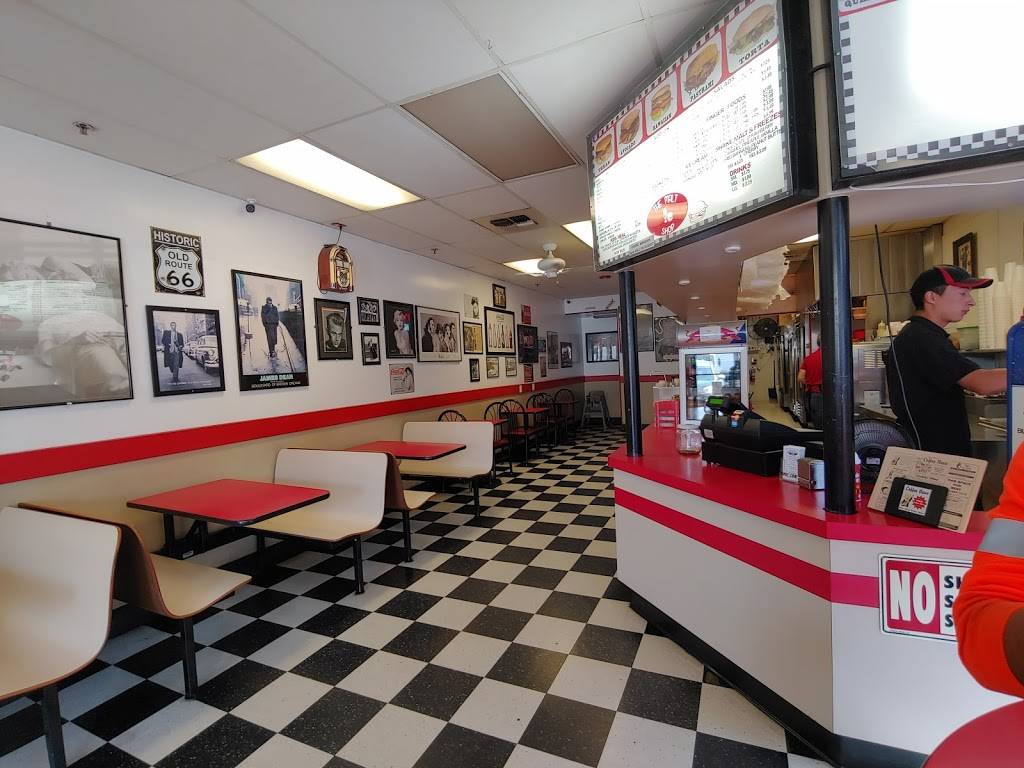 Malt Shop | restaurant | 5600 Auburn St # S, Bakersfield, CA 93306, USA | 6618721088 OR +1 661-872-1088