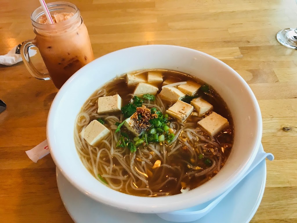 Cozy Thai Restaurant | restaurant | 1032 W 103 St, Kansas City, MO 64114, USA | 8169430999 OR +1 816-943-0999