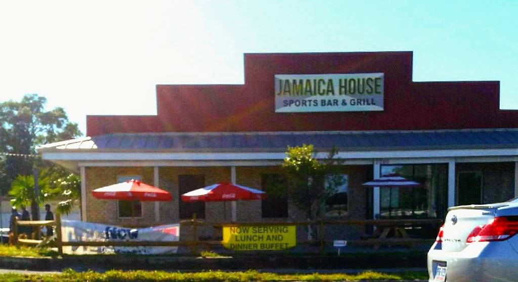 Jamaica House Sports Bar & Grill | restaurant | 2206 Carolina Beach Rd, Wilmington, NC 28401, USA | 9108338347 OR +1 910-833-8347