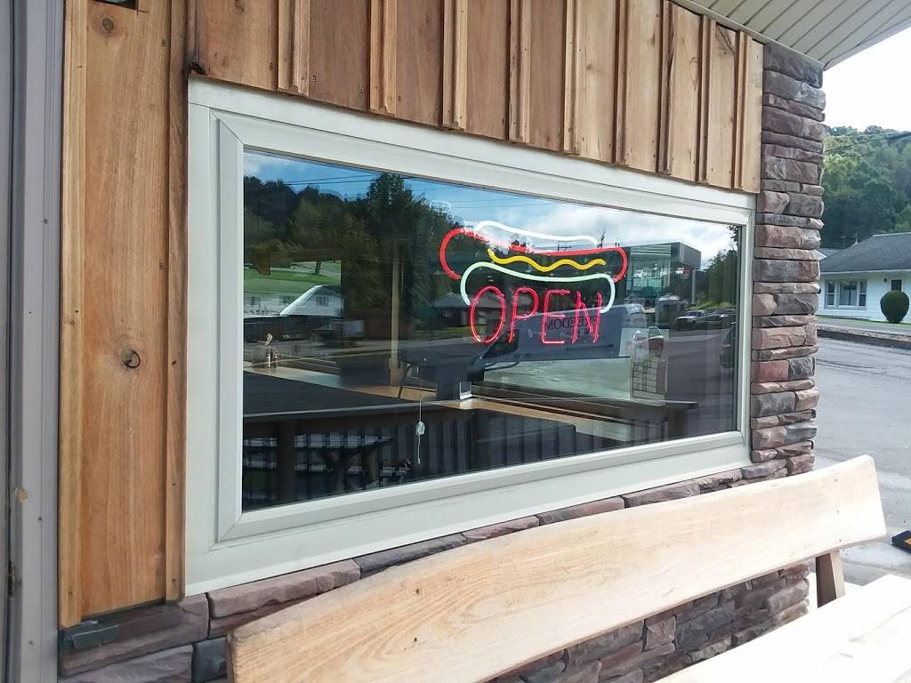 Adventure Grill | restaurant | 12 Trinity Road, Mt Clare, WV 26408, USA | 3048442436 OR +1 304-844-2436
