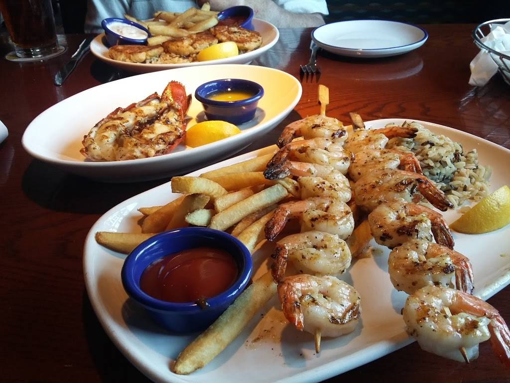 Red Lobster | restaurant | 10000 US-17 BUS, Myrtle Beach, SC 29572, USA | 8434977761 OR +1 843-497-7761