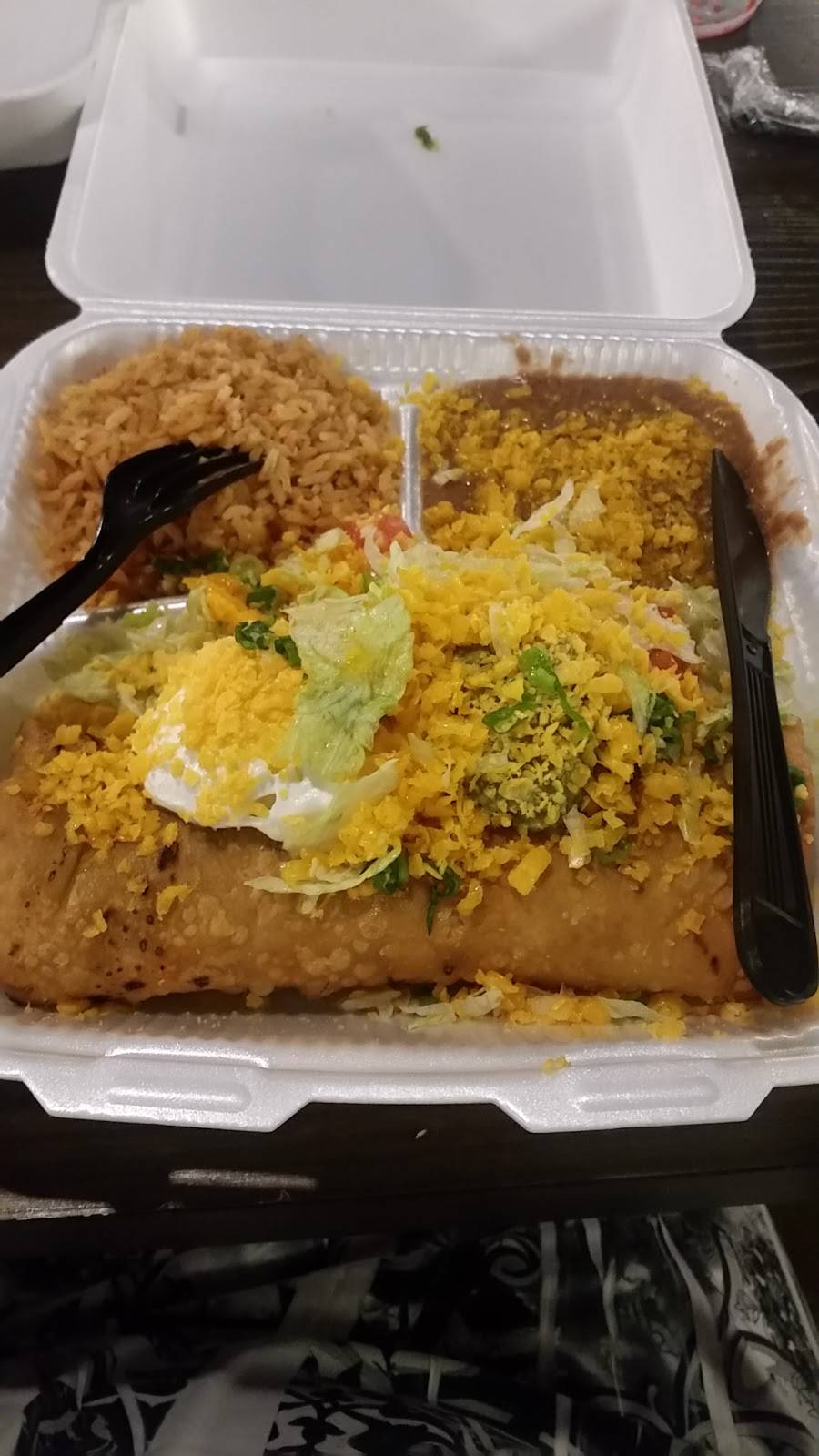 Carolinas Mexican Food | restaurant | 27 N Dysart Rd, Avondale, AZ 85323, USA | 6239250808 OR +1 623-925-0808