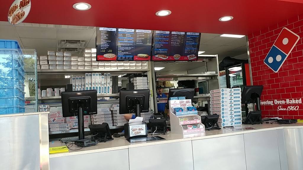 Dominos Pizza | meal delivery | 2218 N Town E Blvd, Mesquite, TX 75150, USA | 9726135300 OR +1 972-613-5300