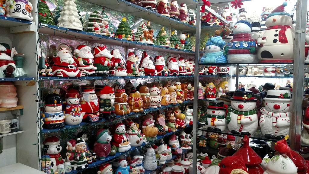 Grannies Cookie Jars & Ice | restaurant | 19041 Lovers Ln, Metamora, IN 47030, USA | 7656471966 OR +1 765-647-1966