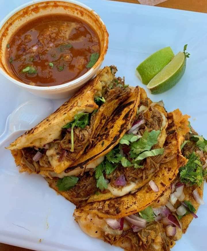 Outlaw Smoke BBQ | restaurant | 32046 Groesbeck Hwy, Fraser, MI 48026, USA | 5862221717 OR +1 586-222-1717