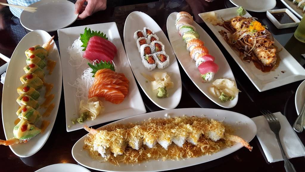 Fish In A Bottle Sushi & Grill | restaurant | 1205 E Imperial Hwy, Placentia, CA 92870, USA | 7145284000 OR +1 714-528-4000