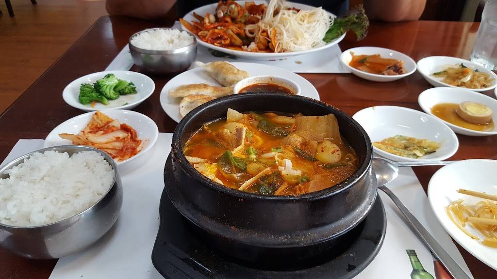 Woo Chon Restaurant | restaurant | 11 Aquahart Rd, Glen Burnie, MD 21061, USA | 4107666669 OR +1 410-766-6669