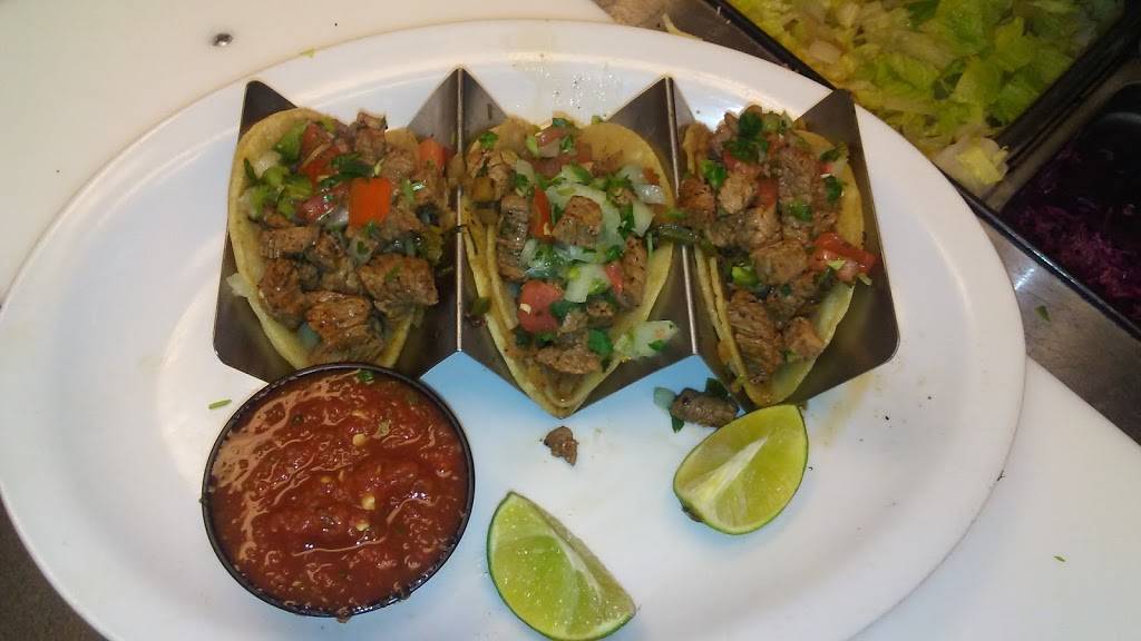 Lucky Lous | restaurant | 1929 N Power Rd #103, Mesa, AZ 85205, USA | 4809858259 OR +1 480-985-8259