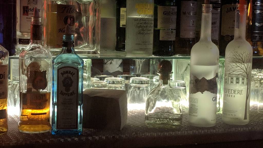 Jacks Grill | restaurant | 1743 California St, Redding, CA 96001, USA | 5302419705 OR +1 530-241-9705