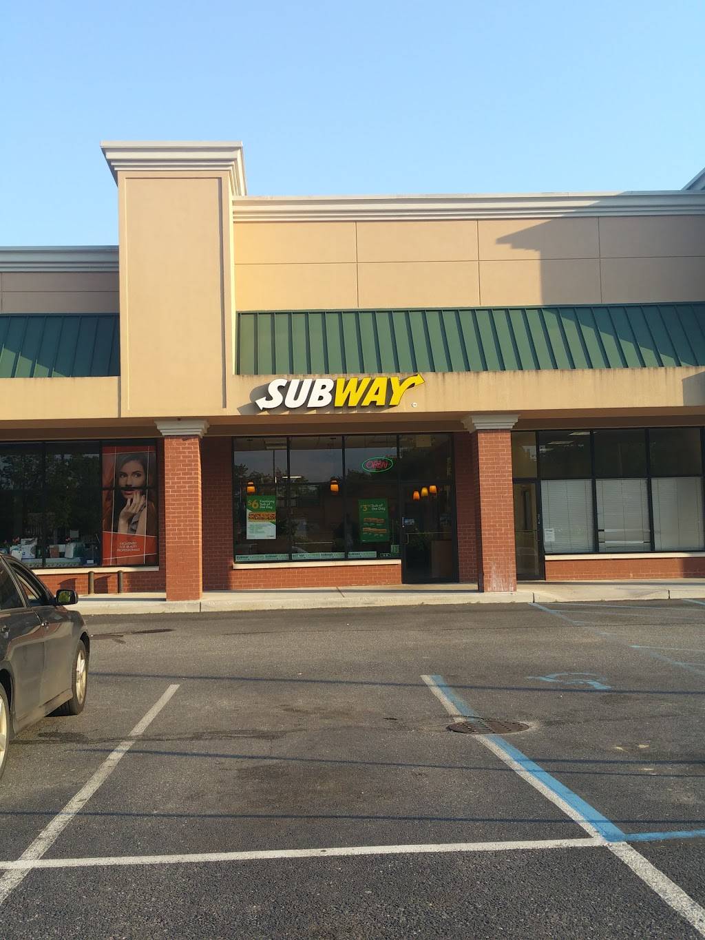Subway Restaurants | restaurant | 2920 NY-112 #2, Medford, NY 11763, USA | 6316175982 OR +1 631-617-5982