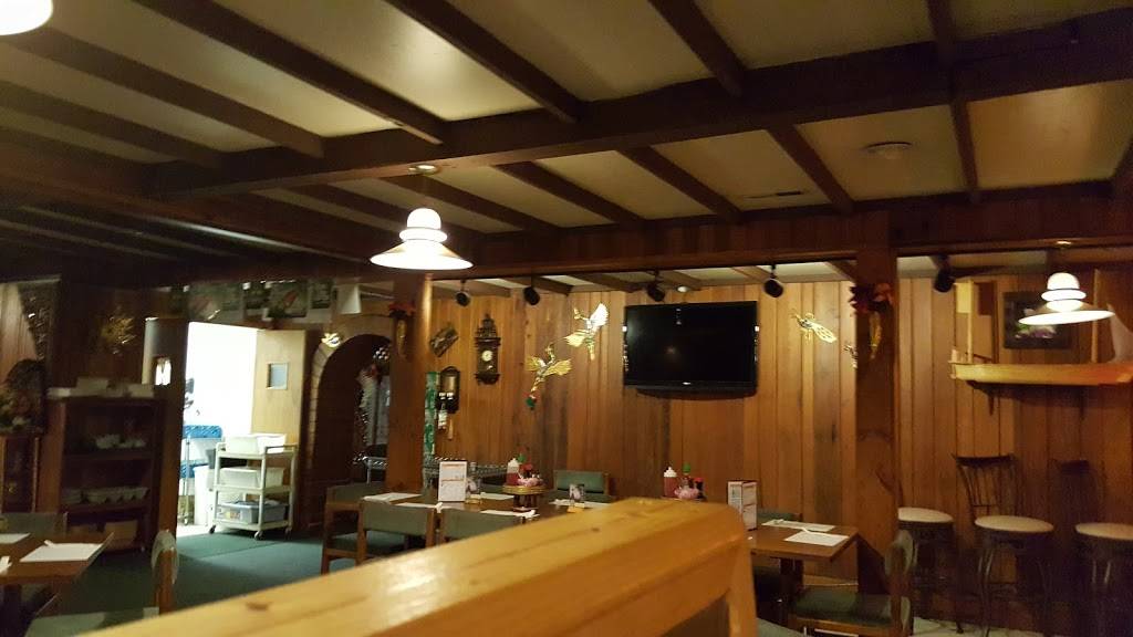 Thai Peppers | restaurant | 115 E Moore St, Southport, NC 28461, USA | 9104570095 OR +1 910-457-0095