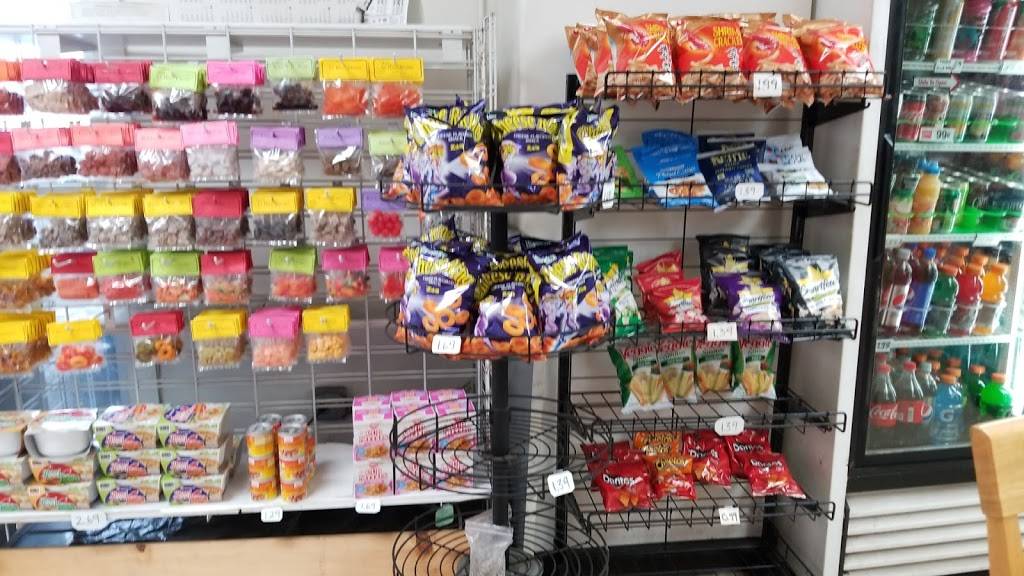 Aloha Pantry & Sushi | restaurant | 970 Ahua St # 3, Honolulu, HI 96819, USA | 8088337775 OR +1 808-833-7775