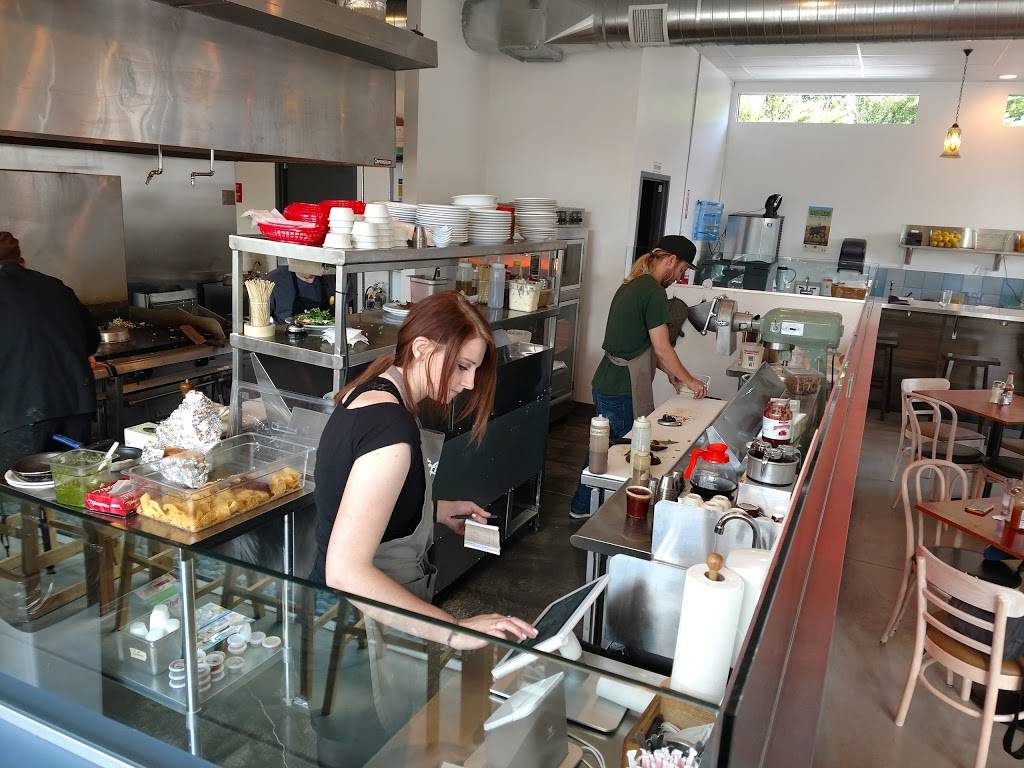 Sweet Lake Biscuits & Limeade | restaurant | 54 W 1700 S, Salt Lake City, UT 84115, USA | 8019531978 OR +1 801-953-1978