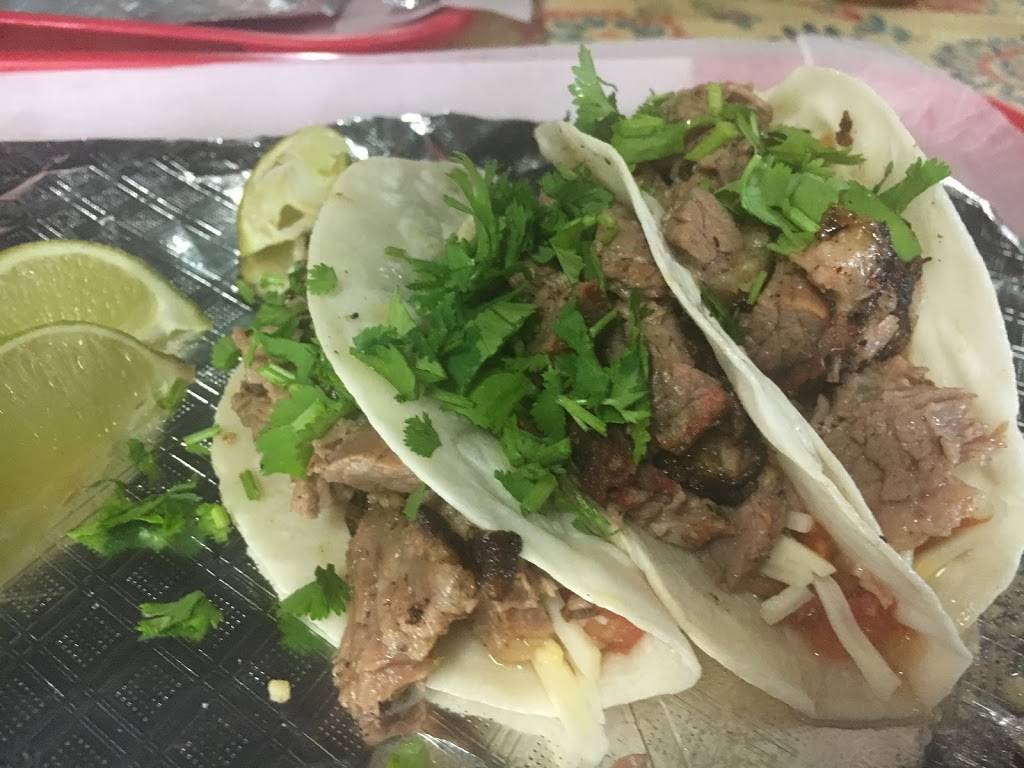 Twisted 6 BBQ & Country Eats | restaurant | 1621 S Main, Calvert, TX 77837, USA | 9793642227 OR +1 979-364-2227