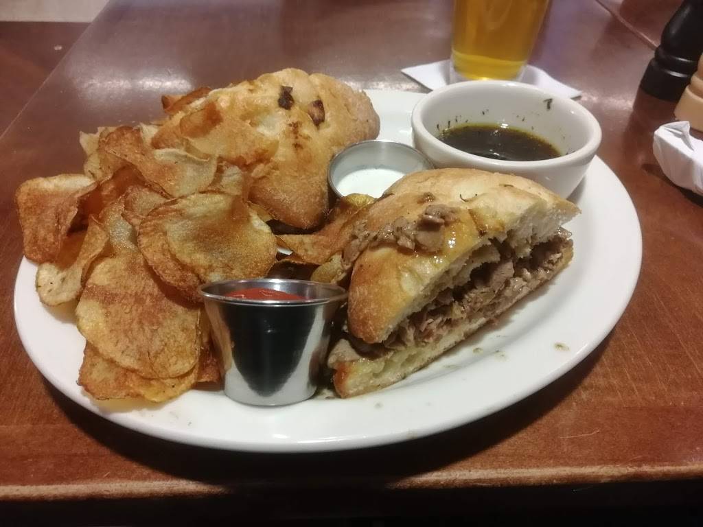 Harry & Izzys - Airport | restaurant | 7800 Col. H. Weir Cook Memorial Dr, Indianapolis, IN 46241, USA | 3172410533 OR +1 317-241-0533