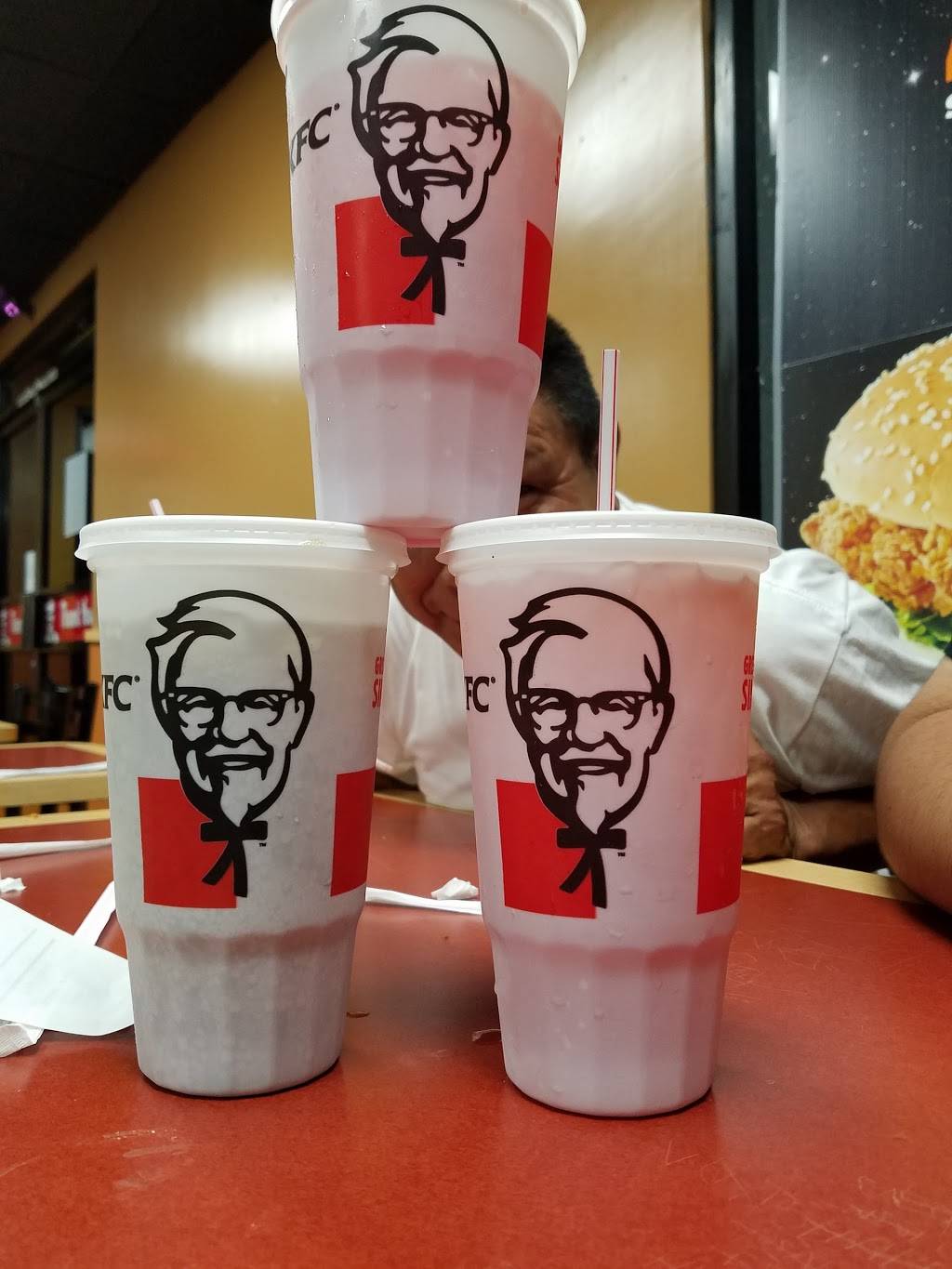 Taco Bell | restaurant | 320 N Soto St, Los Angeles, CA 90033, USA | 3232681133 OR +1 323-268-1133