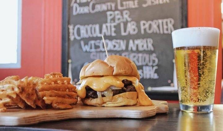 Bunkers | restaurant | 1001 N 10th St, Wausau, WI 54403, USA | 7156753663 OR +1 715-675-3663