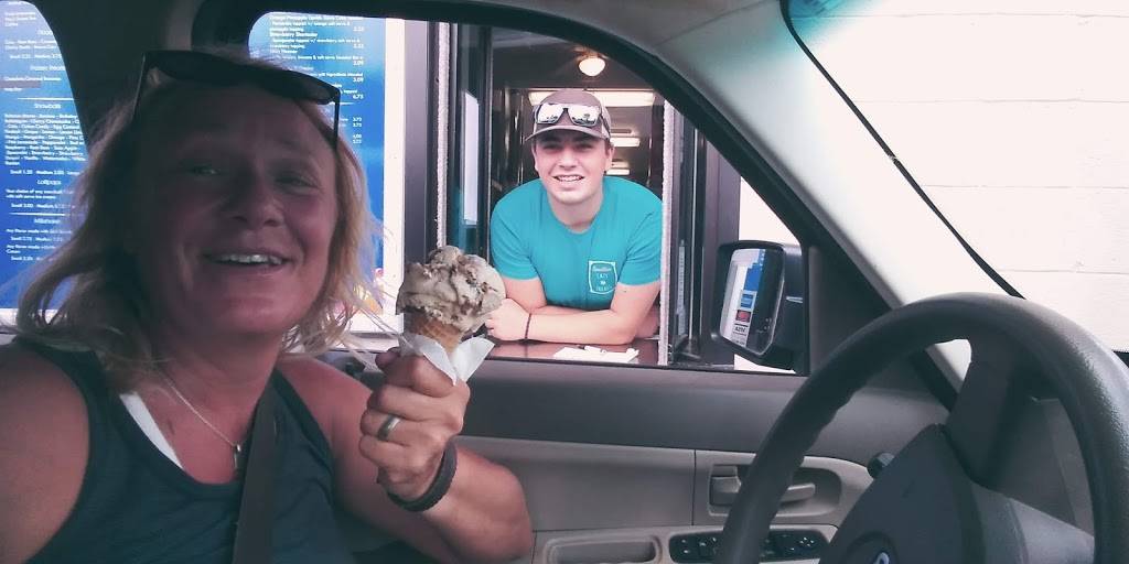 Sweetsies Eats & Treats | restaurant | 14911 National Pike, Clear Spring, MD 21722, USA | 3015821166 OR +1 301-582-1166