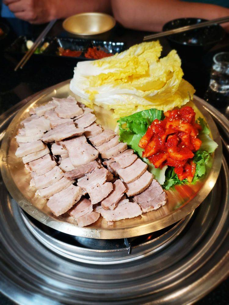 Dekko Chicken & Pork Korean BBQ | restaurant | 14101 St Germain Dr, Centreville, VA 20121, USA | 5716552674 OR +1 571-655-2674