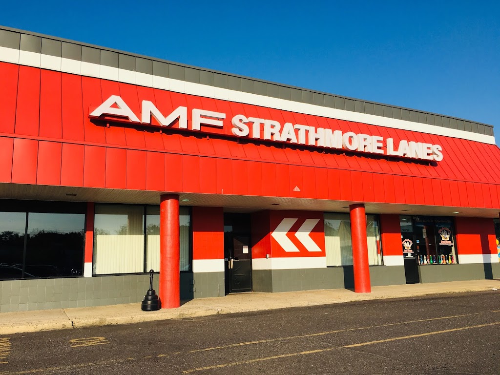 AMF Strathmore Lanes | restaurant | 1061-G, NJ-34, Aberdeen Township, NJ 07747, USA | 7325667500 OR +1 732-566-7500