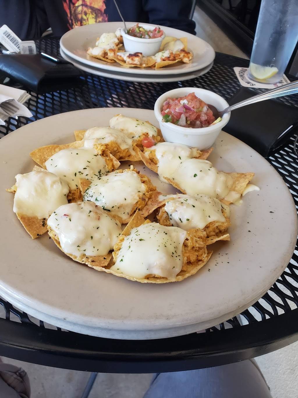 Cafe Gecko | restaurant | 5290 Belt Line Rd #118, Dallas, TX 75254, USA | 9724589884 OR +1 972-458-9884