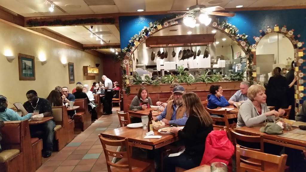 Sals Mexican Restaurant | restaurant | 2001 W Cleveland Ave F, Madera, CA 93637, USA | 5596737257 OR +1 559-673-7257