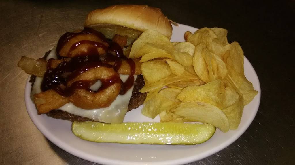 Prop Blast Cafe | restaurant | 302 Airport Dr, Coldwater, MI 49036, USA | 5177816000 OR +1 517-781-6000