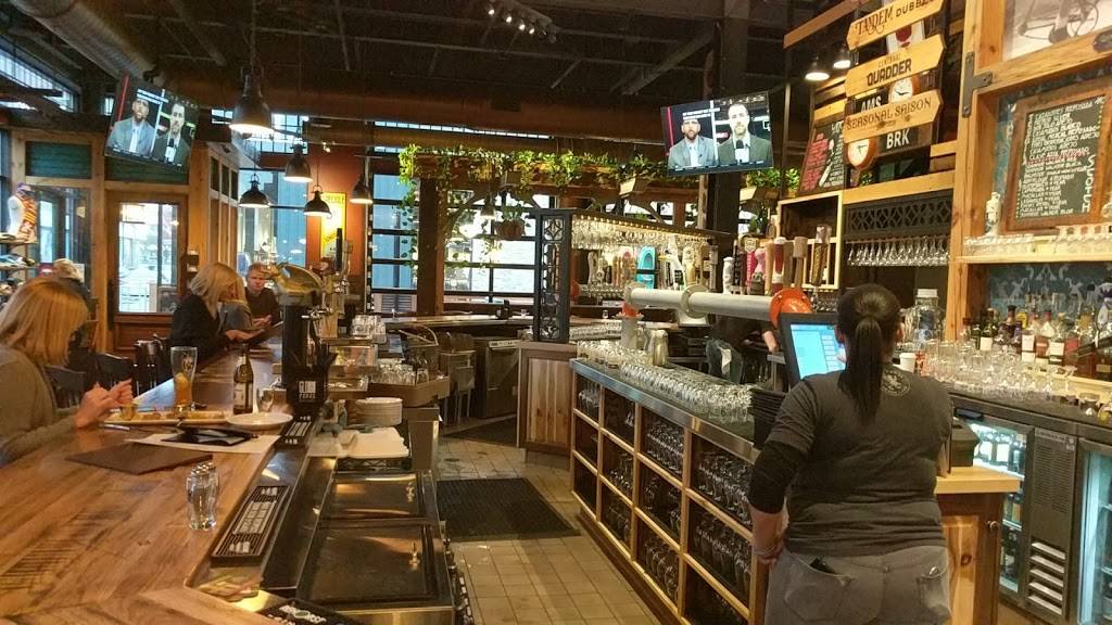 Café Hollander - Brookfield | restaurant | 20150 Union St, Brookfield, WI 53045, USA | 2627854490 OR +1 262-785-4490