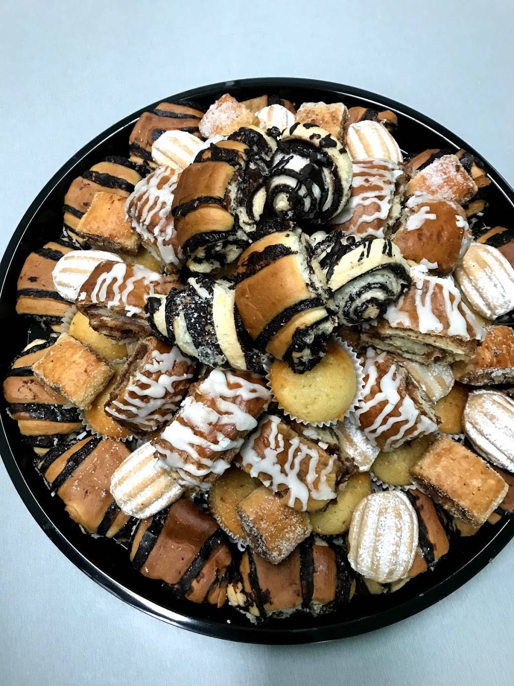 Bagel Time Cafe | bakery | 3915 Alton Rd, Miami Beach, FL 33140, USA | 3055380300 OR +1 305-538-0300