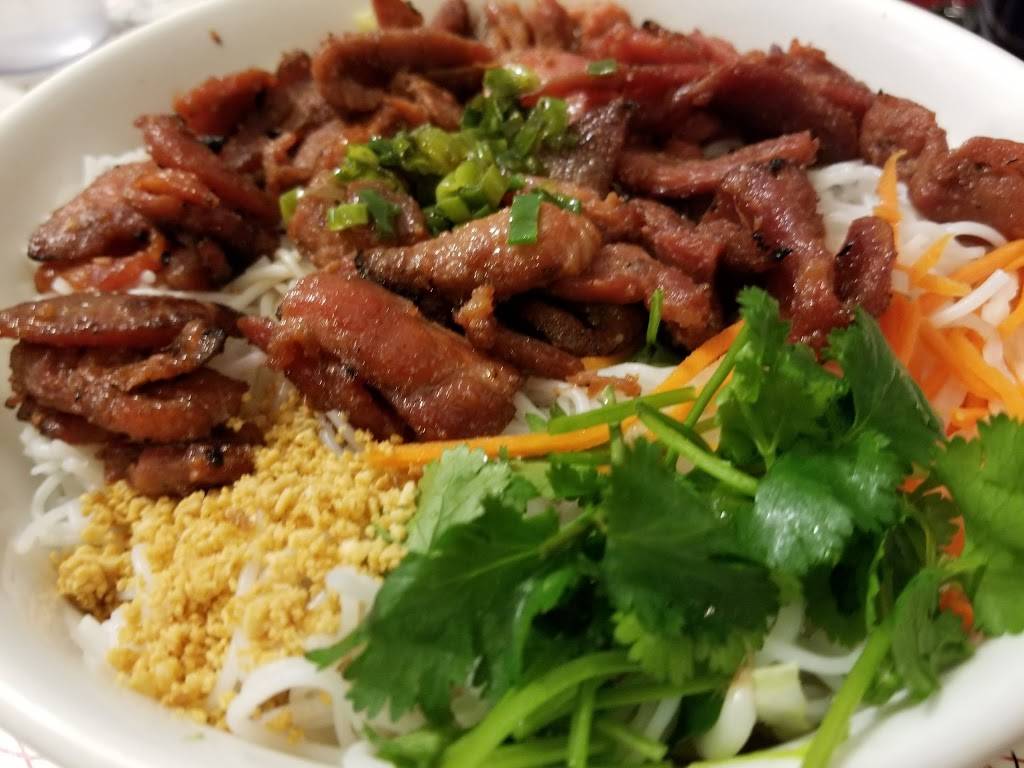 K T Noodles | restaurant | 3101 Sunset Blvd # 1B, Rocklin, CA 95677, USA | 9166243469 OR +1 916-624-3469