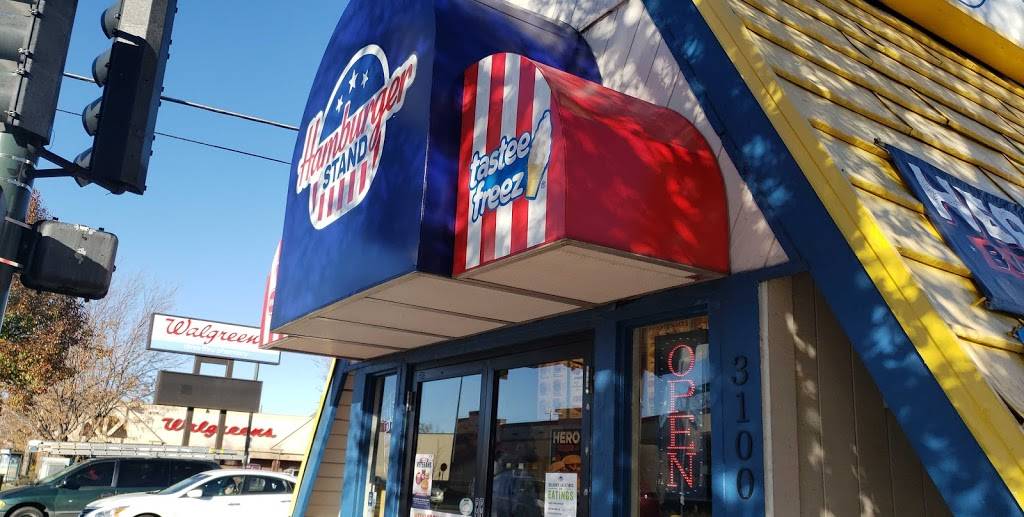 Wienerschnitzel | restaurant | 3100 S Broadway, Englewood, CO 80110, USA | 3037629110 OR +1 303-762-9110