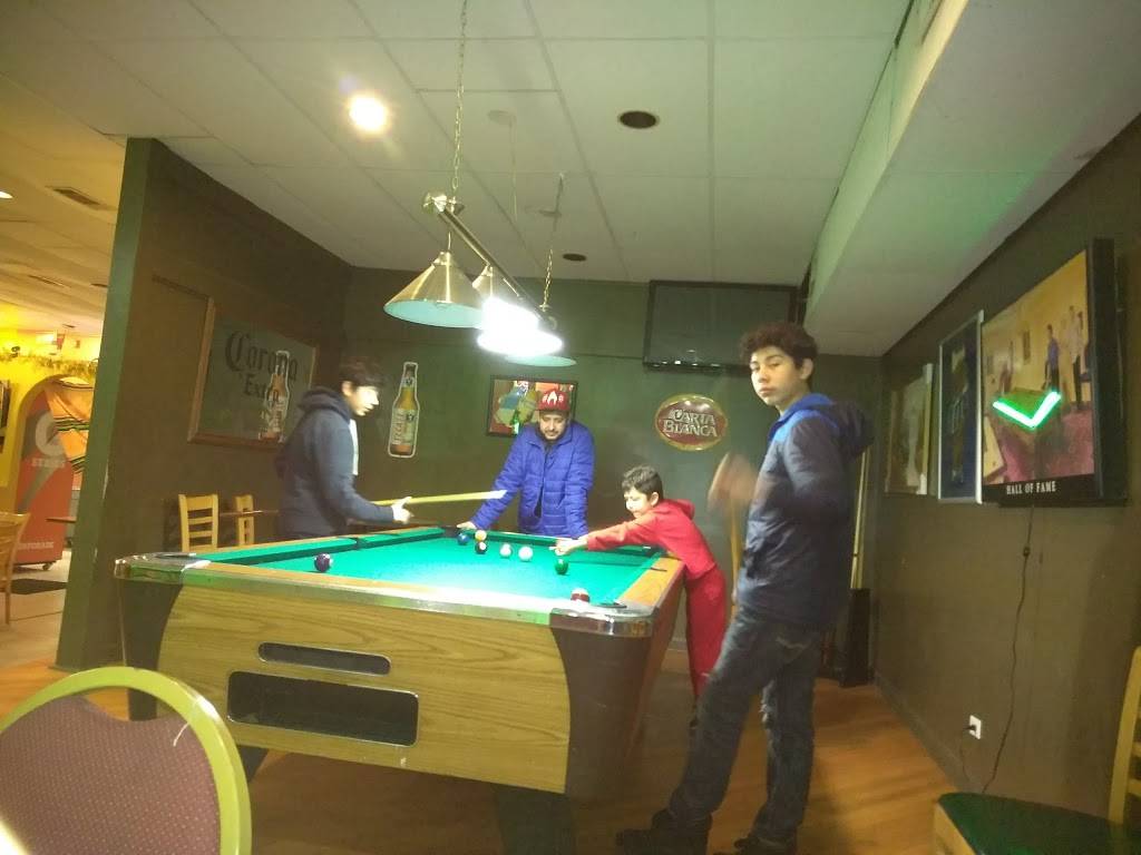 Tortas Locas | restaurant | 4805, 1827 Algonquin Rd, Mt Prospect, IL 60056, USA | 8473644561 OR +1 847-364-4561