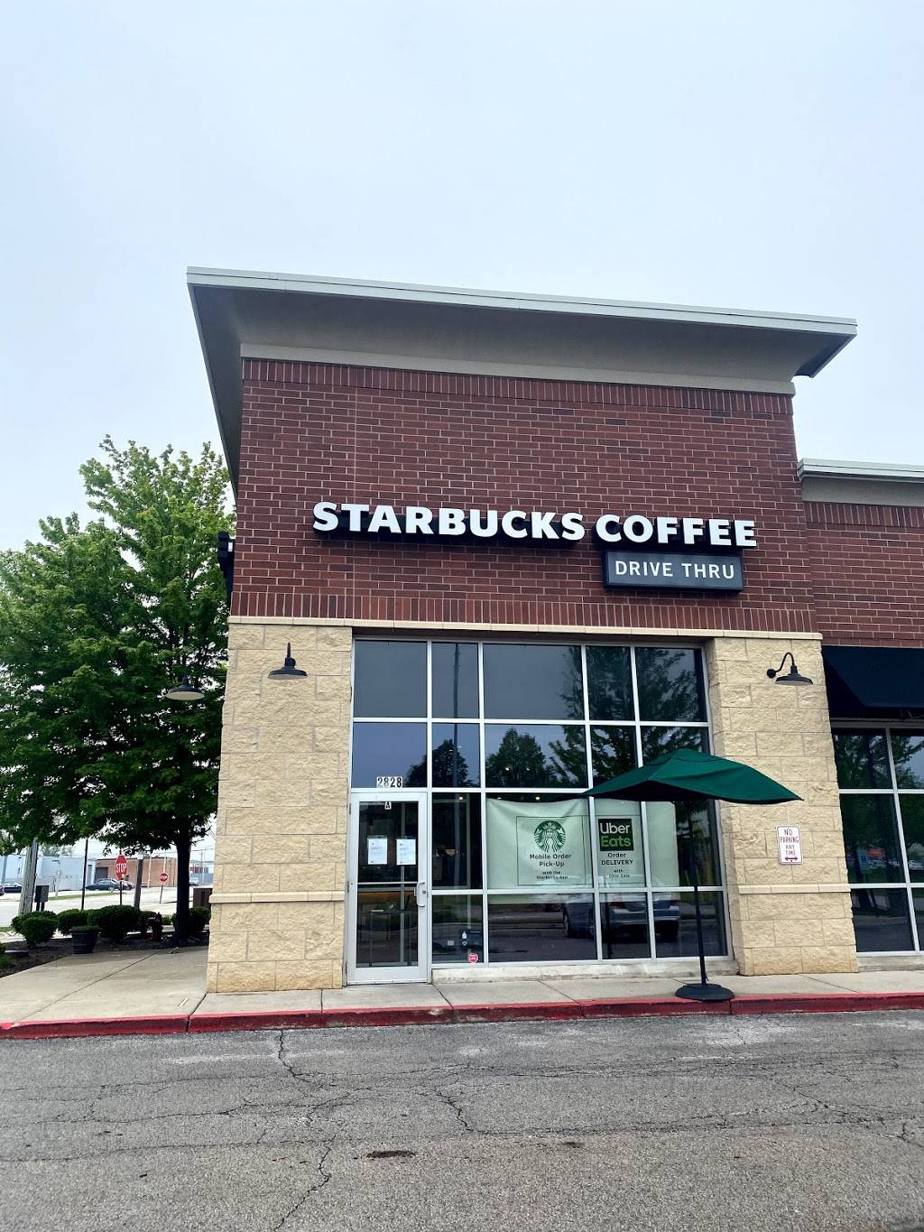 Starbucks | cafe | 2842 S 17th Ave, Broadview, IL 60155, USA | 7083439251 OR +1 708-343-9251