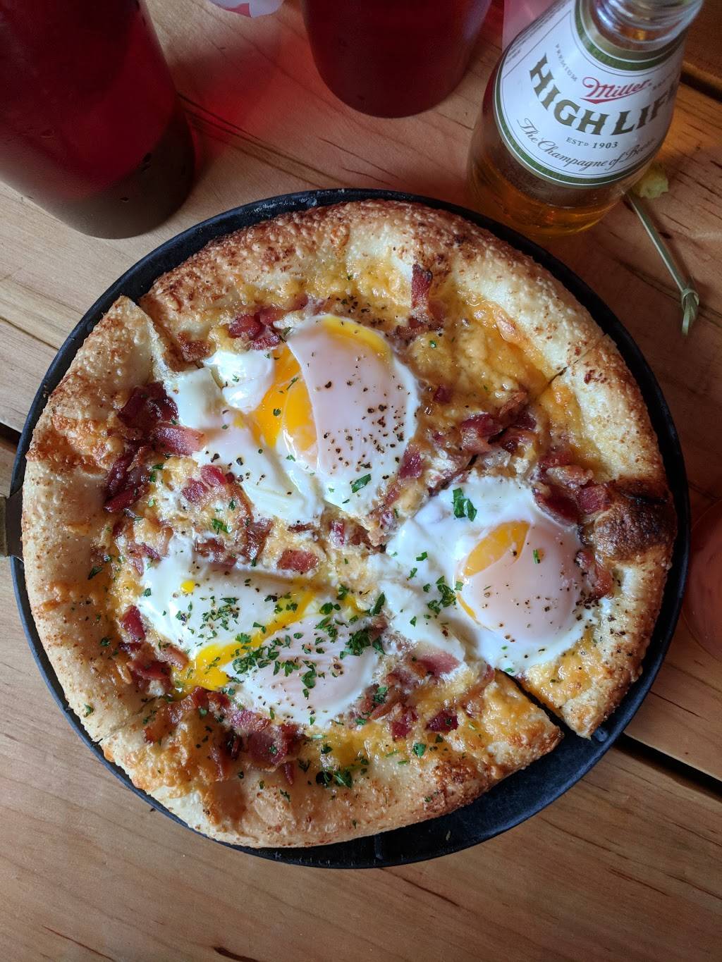 Happy Camper Pizzeria | restaurant | 1209 N Wells St, Chicago, IL 60610, USA | 3123441634 OR +1 312-344-1634