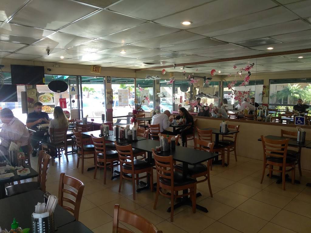 Pho Ha Noi | restaurant | 6904 Miramar Rd #215, San Diego, CA 92121, USA | 8586216330 OR +1 858-621-6330