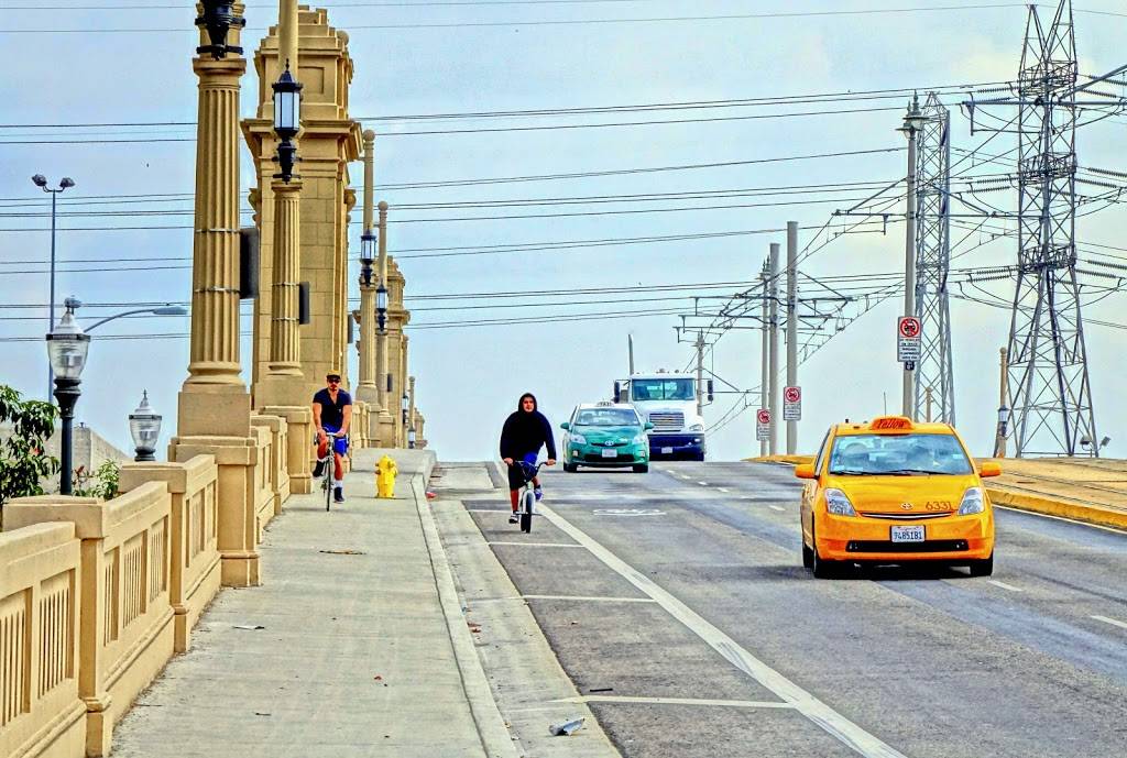 One Eyed Gypsy | restaurant | 901 E 1st St, Los Angeles, CA 90012, USA | 6263403529 OR +1 626-340-3529